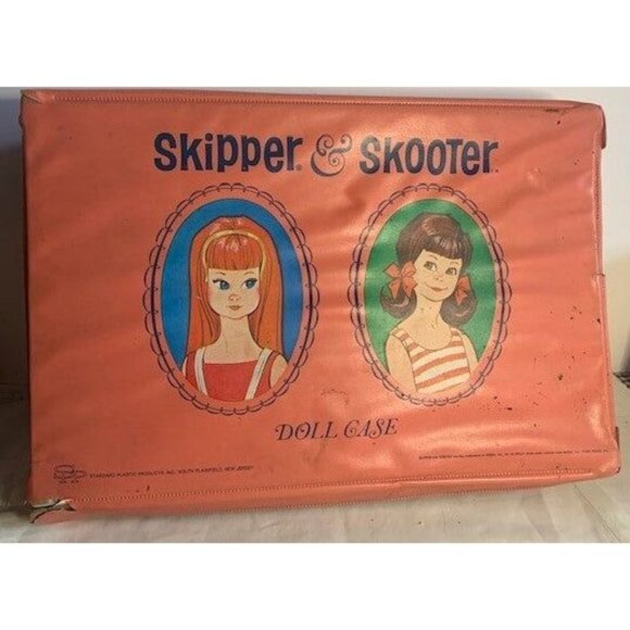 Vintage 1960s Skooter Doll Set with Accessories & Clothes Case - Picture 15 of 15